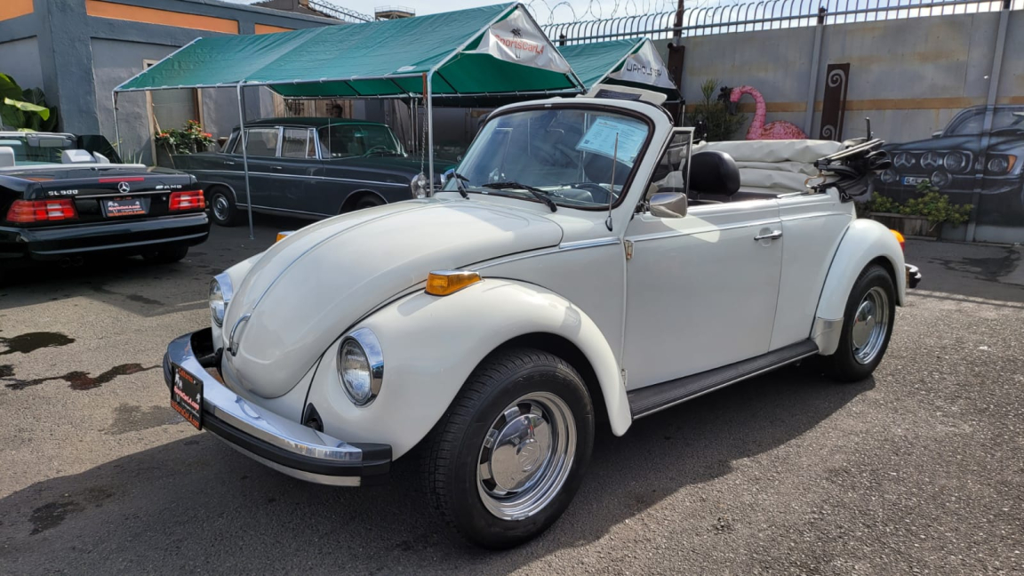 Volkswagen Coccinelle 1303 convertible blanche