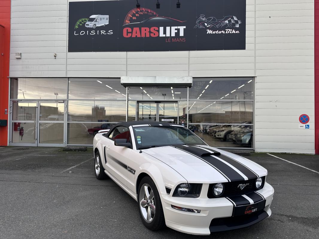 Ford Mustang Convertible - V8 4.6L - GARANTIE 6 MOIS